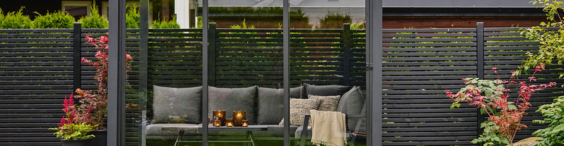 Pergola skyvedor Pergola med skyvedør i glass